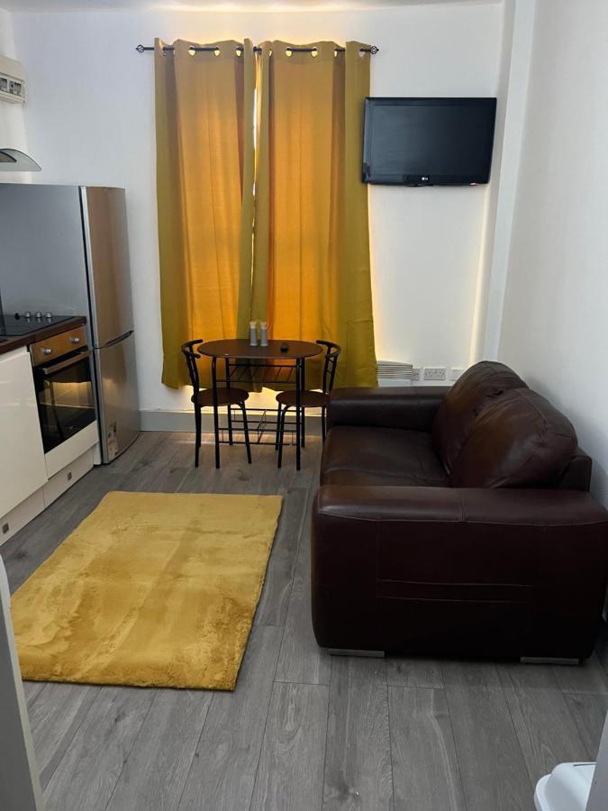 Ferienwohnung Ground Floor Two Bed Cairo Street Warrington  Exterior foto